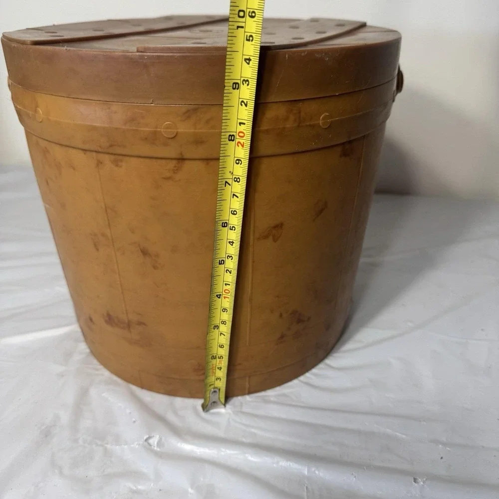 Rare 1950's Vintage Plastic Minnow Bucket from FlamboWare, Wisconsin,